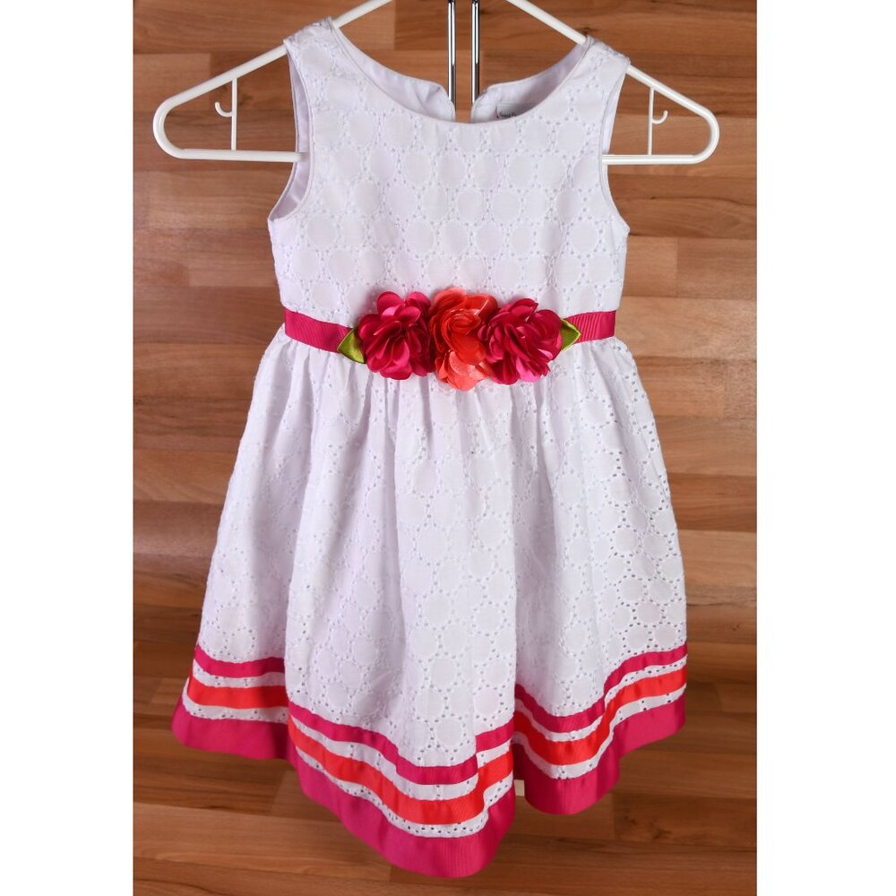 Sweet Heart Rose -Girls size 5 dress- used but in "Like new condition"